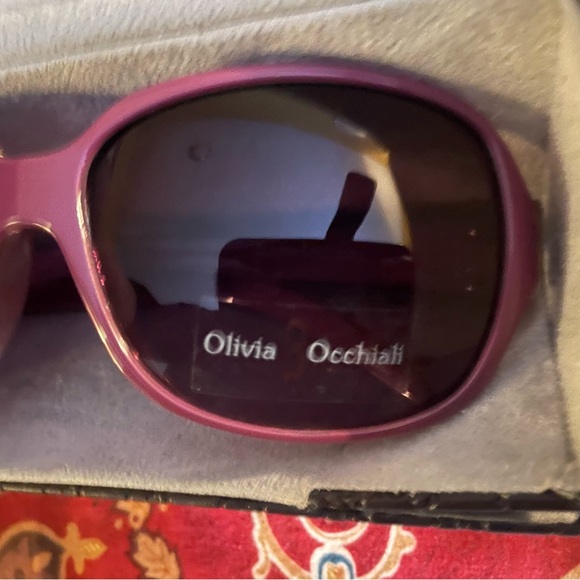 Gucci GG sunglass case with free Olivia Occhiali sunglasses!! - Picture 5 of 8